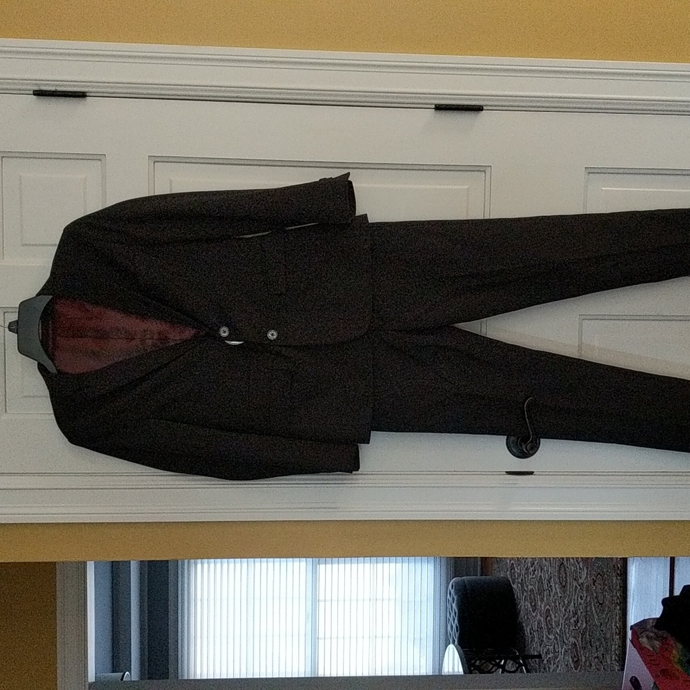 Isaac Mizrahi 2 Piece Suit - Picture 1 of 8
